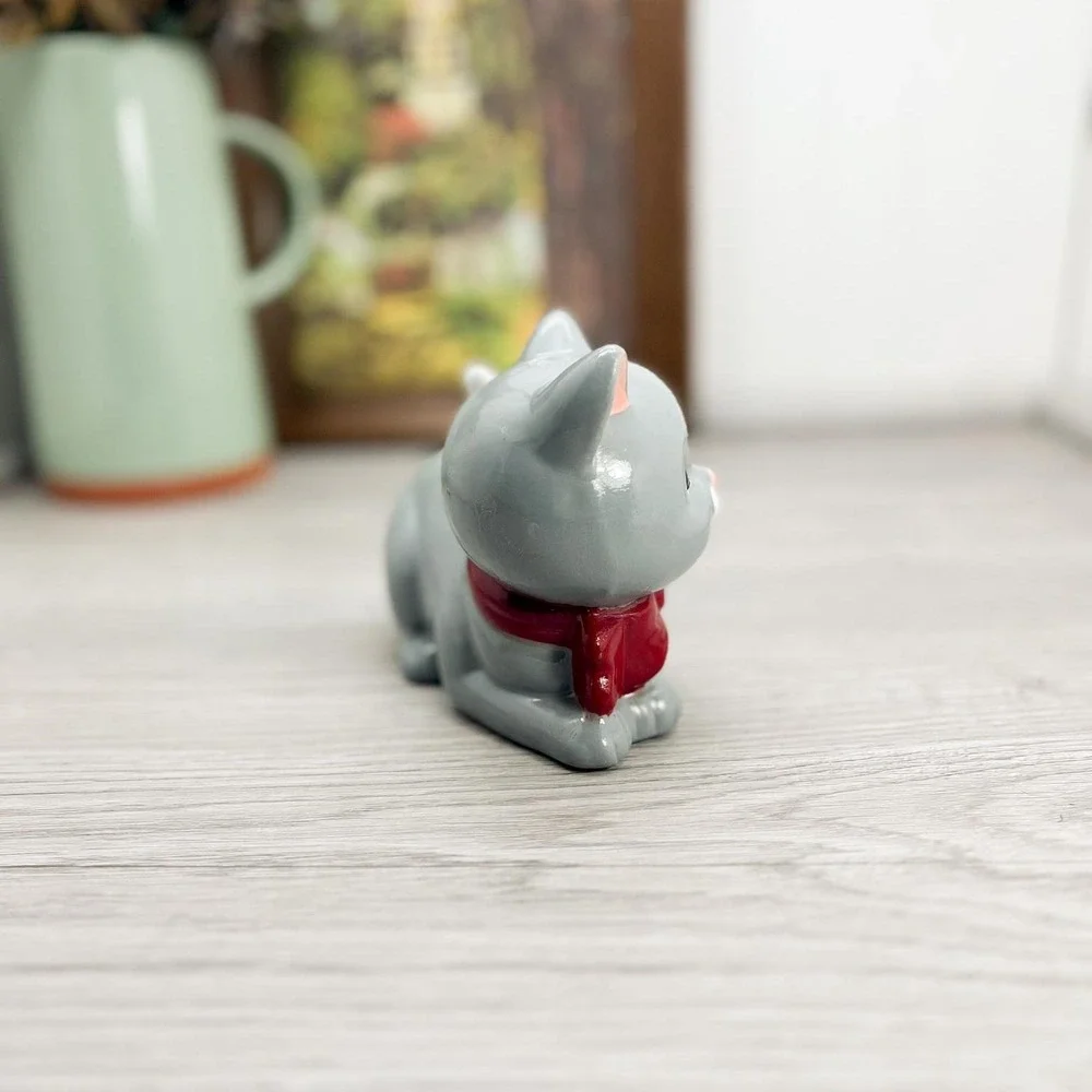 Vintage Gray‎ Porcelain Cat Figure with Red Bow